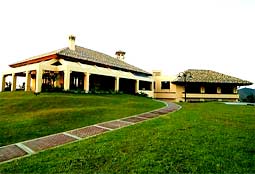 SplendidoTaalGolfClub_PH_L5.jpg - Teebone Golf Courses Images